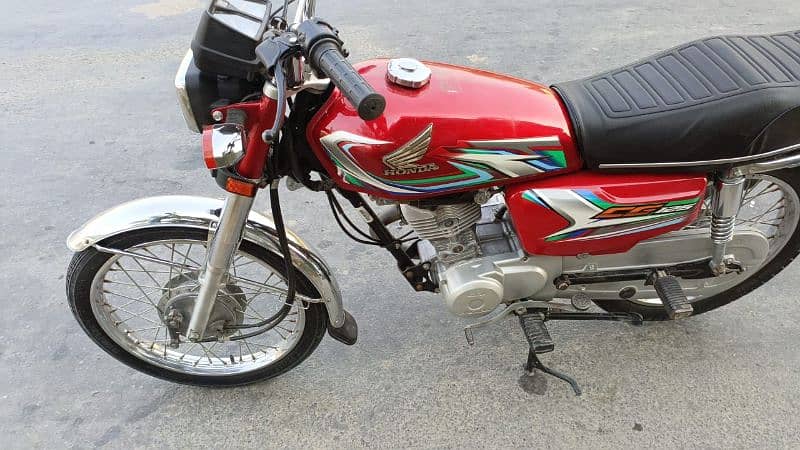 lush Condition Honda GC125 10