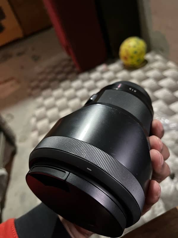 Sigma 85mm f/1.4 DG Lens For Sale 6