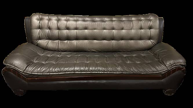 Luxurious Leather Sofa Set - Excellent Condition 0