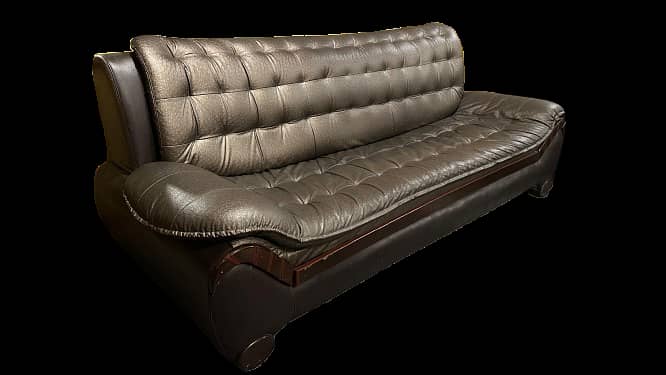 Luxurious Leather Sofa Set - Excellent Condition 1