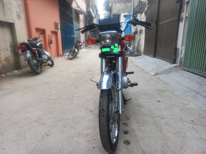 CG 125 FIRST OWNER AND 10 BY 10 CONDITION 0