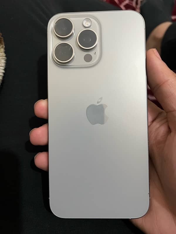 iPhone 15 pro max HK model 0