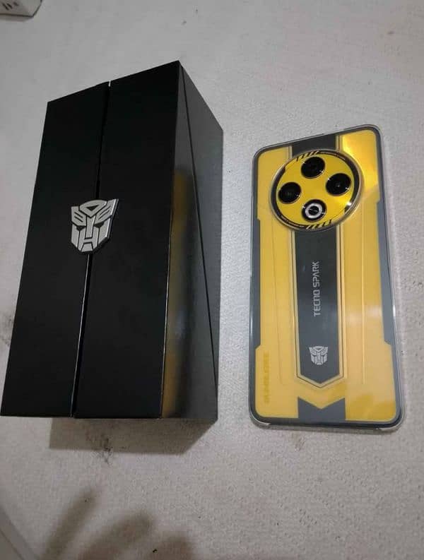 Transformer Tecno Spark 30 8/128 Just Opened Box Condition 10/10 2