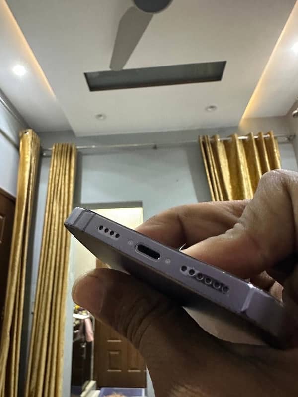 iPhone 14 Pro Max (1TB) 4