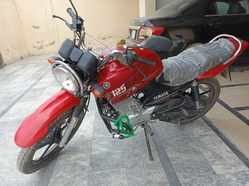 Yamaha YBR 125G 2024 7