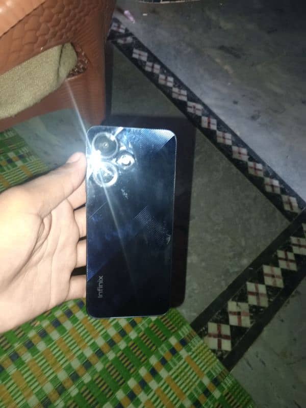 Infinix hot 30 play 8/64 3