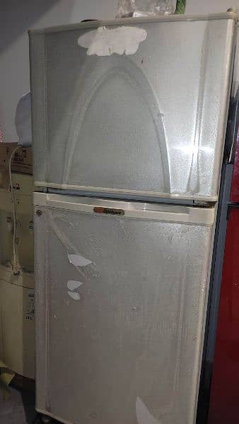 Dawlance refrigerator for sale 0