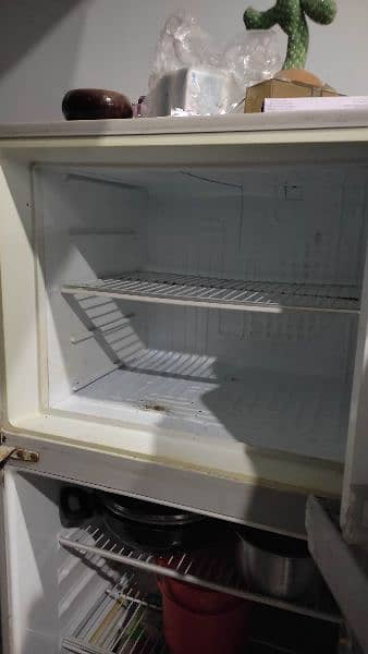 Dawlance refrigerator for sale 4