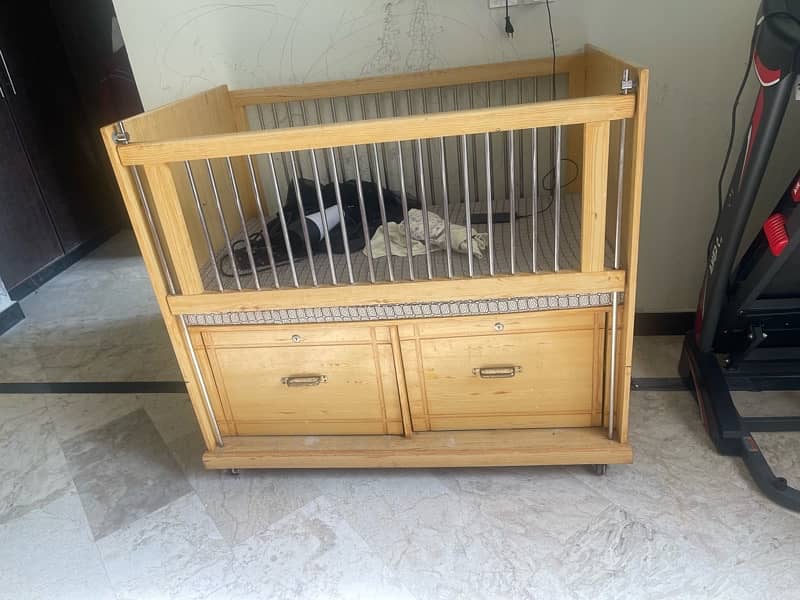 Baby cot is available for sale 0