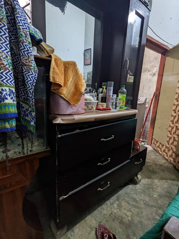 Used Dressing Table for Sale 2