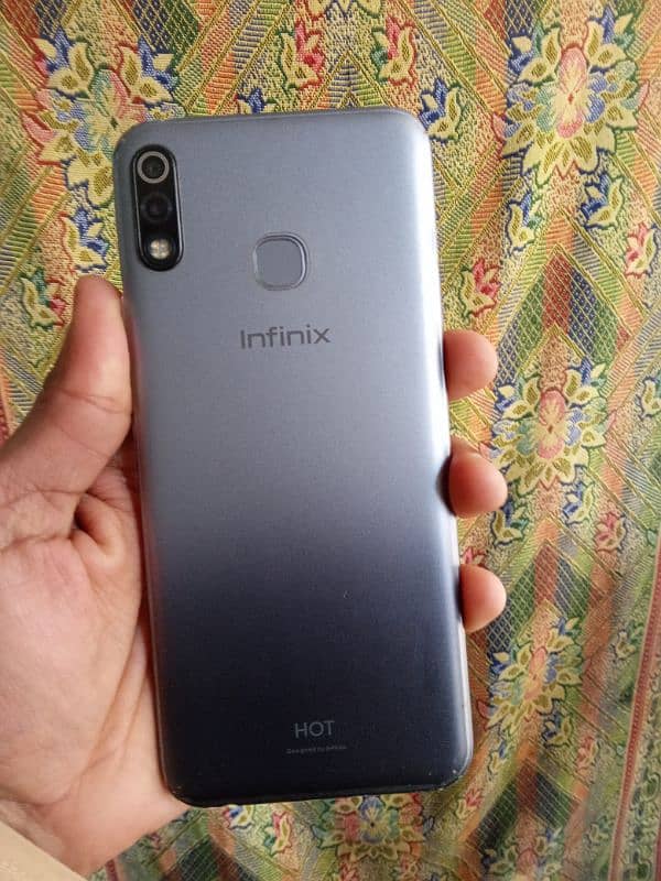 Infinix Hot 8 lite 2 32 1