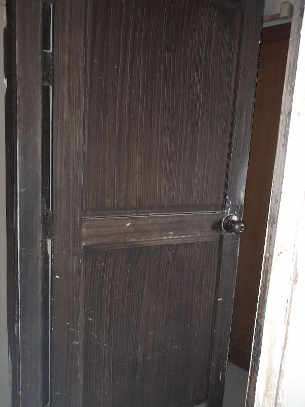 bedroom doors 3×7 quantity 4 with locks 4