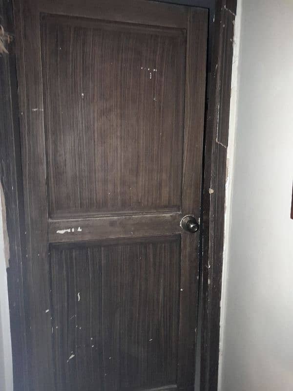 bedroom doors 3×7 quantity 4 with locks 5