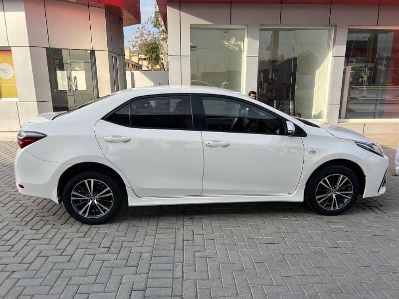 Toyota Corolla Altis 2020 3