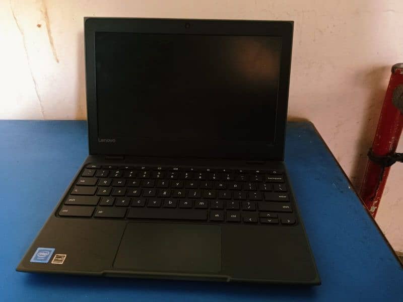 Lenovo 100e Chromebook 0