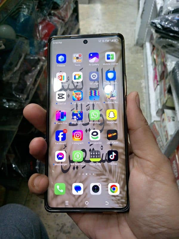 Tecno spark 20 pro plus 0