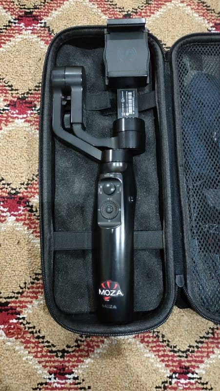 Gudsen MOZA | Professional Camera Gimbal Stabilizer Provider 1