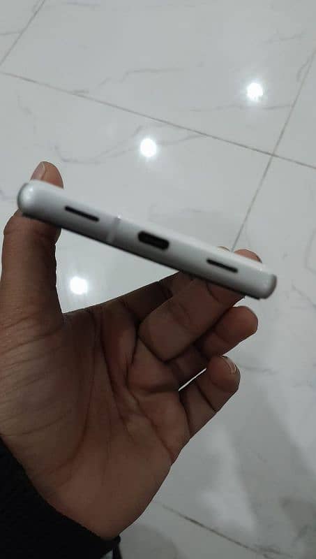 Google pixel 7A 2024 non pta 8/128 10/10 condition 3