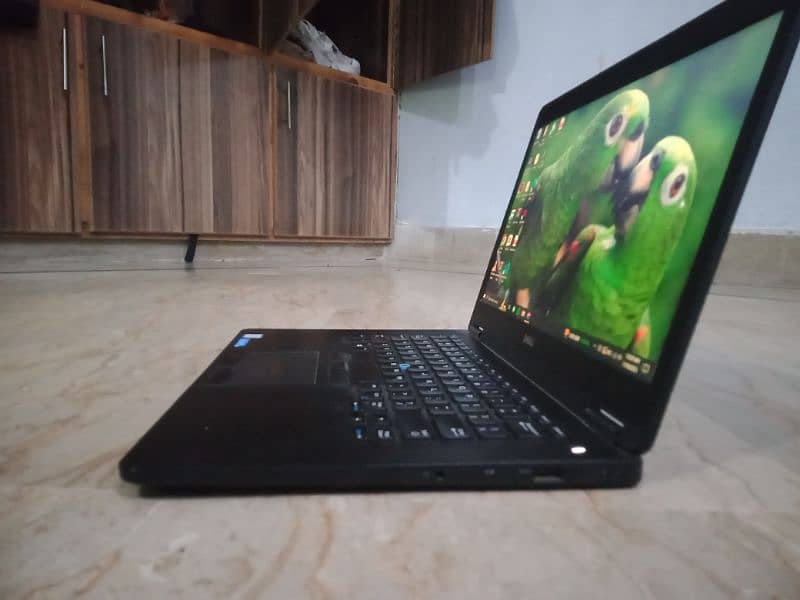 Dell Laptop i7 6th generation 1