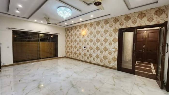 5 Beds 1 Kanal Hot Location House for Rent in Block R DHA 2 Phase Lahore. 1