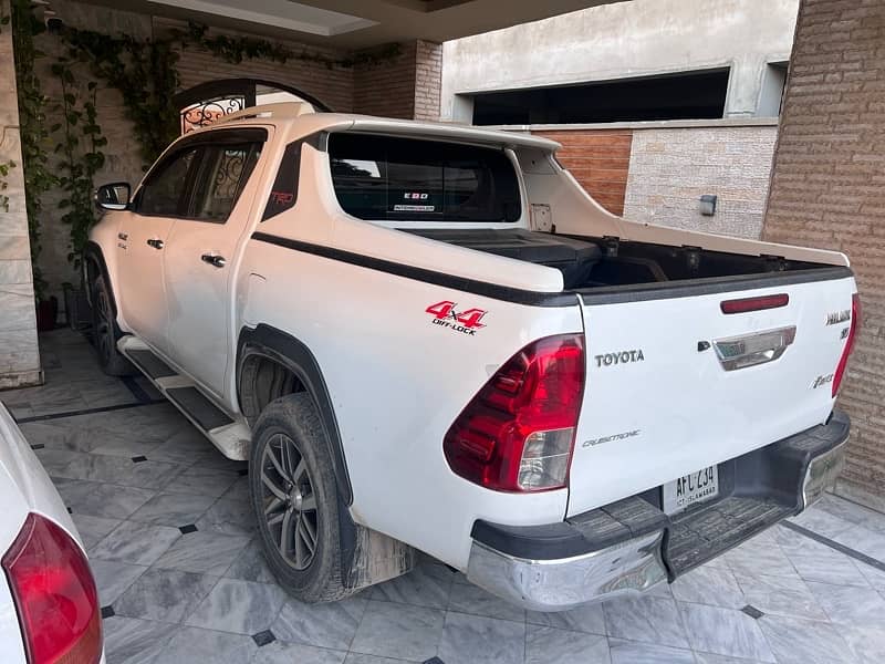 Toyota Revo Hilux 2017 bumper to bumper genuine 6