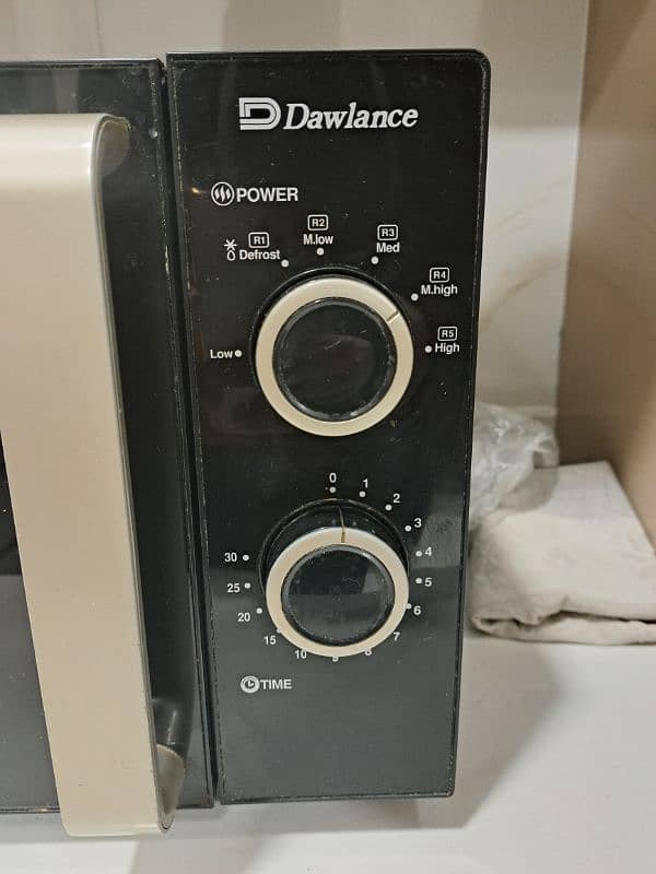 Dawlance Microwave for Sale 1