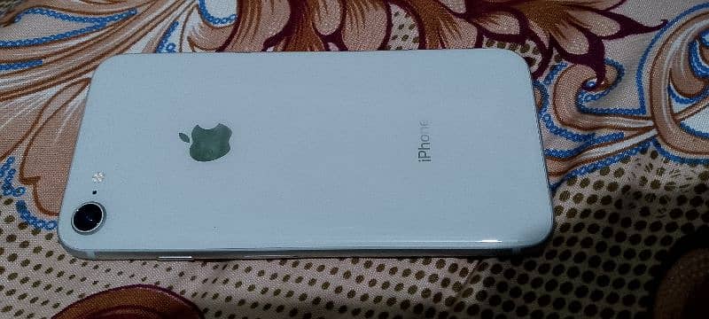 iphone 8 full ok all system working in good condition 2