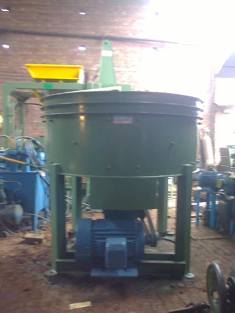 Pan Mixer Machine for soil mixing and concrete and chemecial mixing 11