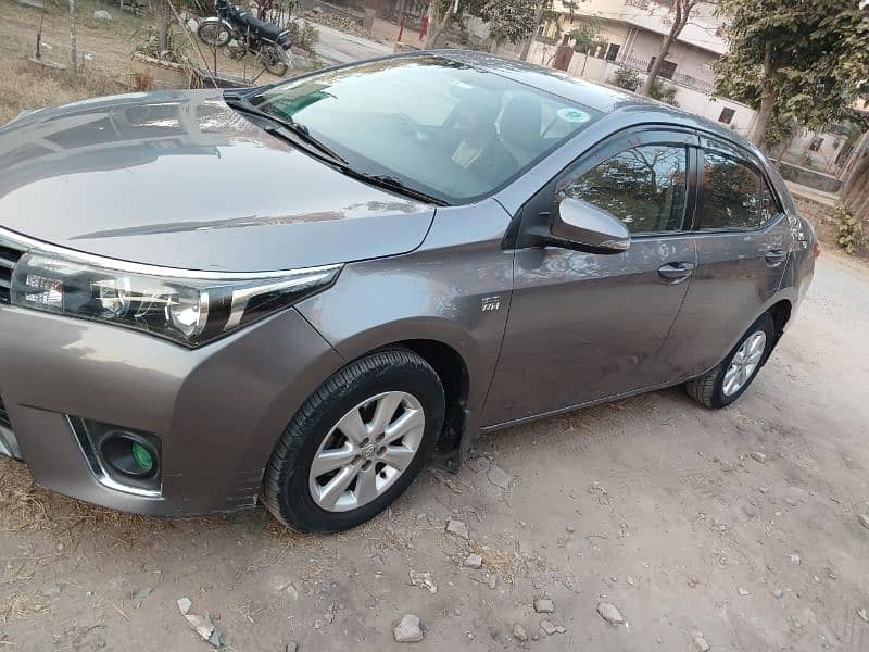 Toyota Corolla Altis 2016 1