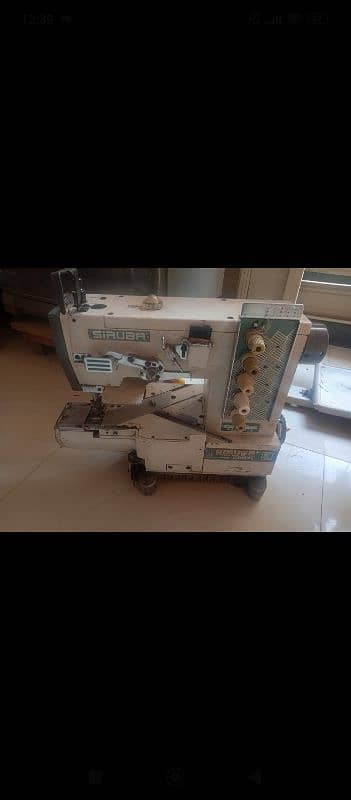 urgent sale complete machine with table stand and moter 3