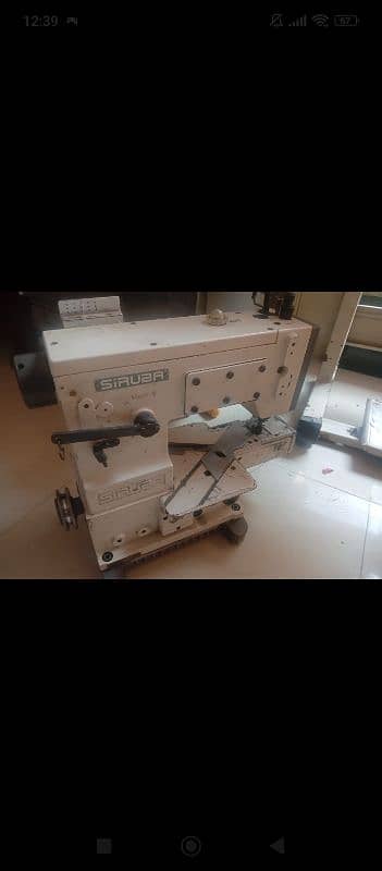 urgent sale complete machine with table stand and moter 4