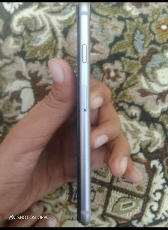 I am selling my phone location rawalpandi 2