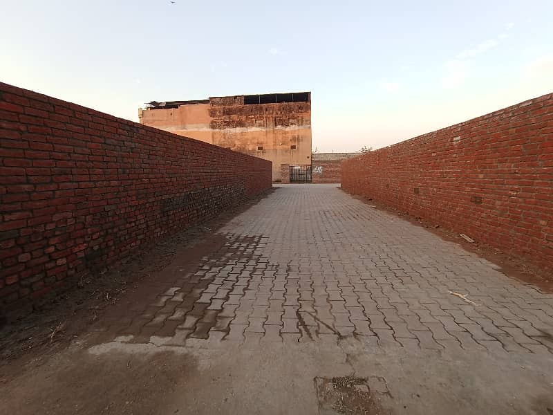 5 Marla Residential Plot Available For Sale Opposite Pak Fan University Road , City Gujrat 6