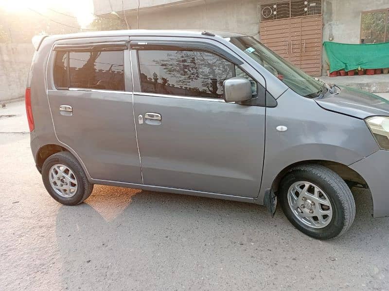 Suzuki Wagon R 2015 5