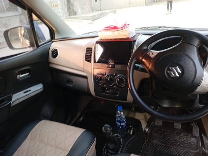 Suzuki Wagon R 2015 6