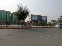 4 Kanal Commercial Plot Available for sale in Main Grand Trank Road Right Side of Anmol Marriage Hall, City Gujrat