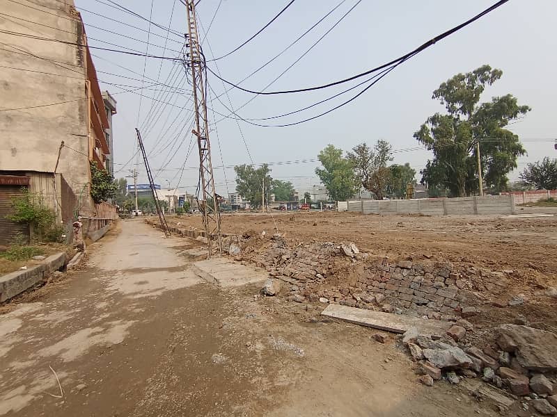 4 Kanal Commercial Plot Available for sale in Main Grand Trank Road Right Side of Anmol Marriage Hall, City Gujrat 21