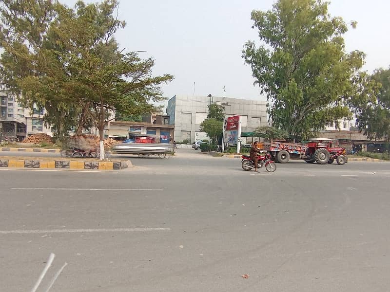 1 Kanal Commercial Plot Available For Sale In Main Grand Trank Road Right Side Of Anmol Marriage Hall, City Gujrat 14