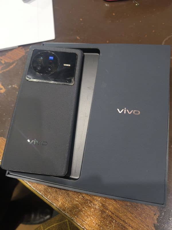 vivo mobile x80 1