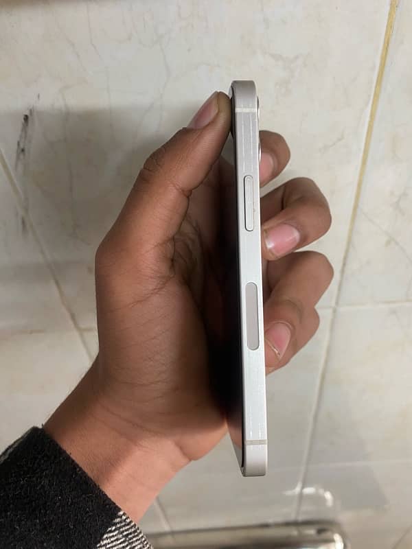 selling iphone 12 mini 3