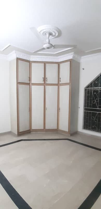 10 Marla House Near To Park For Rent In DHA Phase 1 6