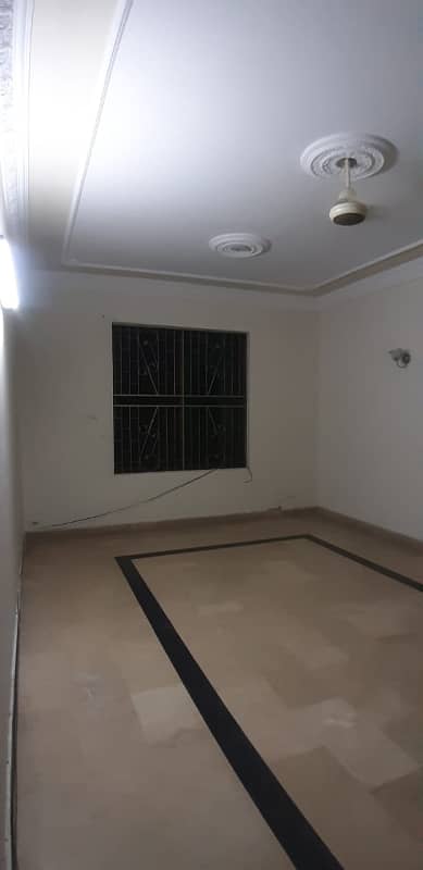 10 Marla House Near To Park For Rent In DHA Phase 1 9