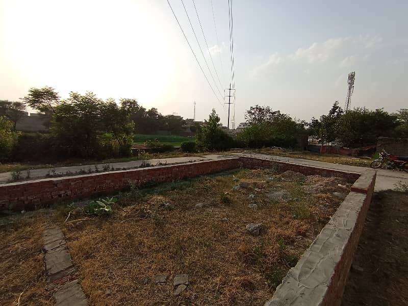 1.5 Marla Commercial Plot Available For Sale Near Service  Morh  Grand Trunk Road Gujrat 3