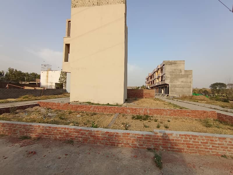 1.5 Marla Commercial Plot Available For Sale Near Service  Morh  Grand Trunk Road Gujrat 4