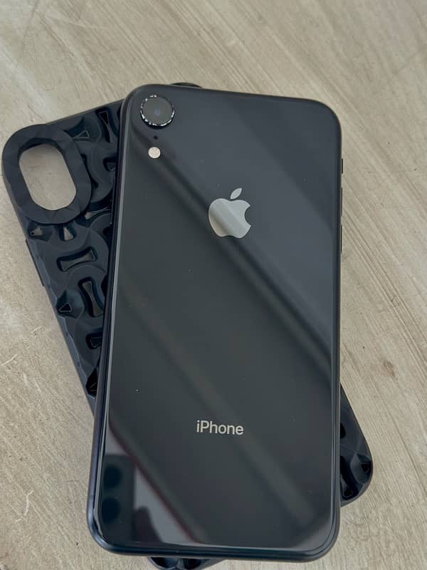 IPHONE XR 0