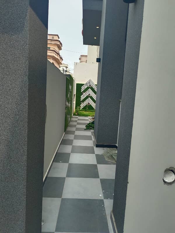 10 Marla House Available For Sale In Shadman Colony, City Gujrat 1