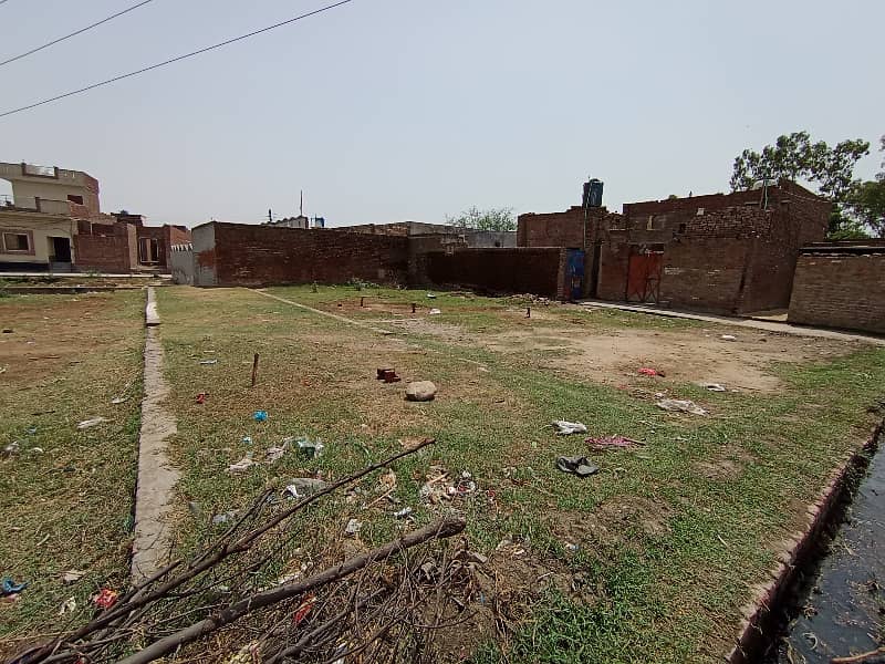 3 Marla Residential Plot Available For Sale In Habib Colony Near Shadiwal Road City Gujrat 3