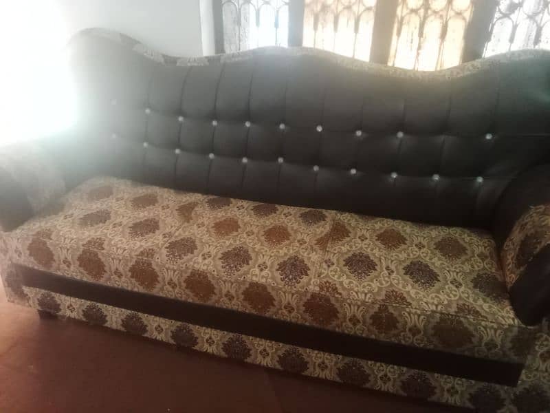 sofa set available for sale in New condition 3