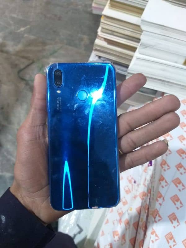 Huawei p20 lite 4 rom 128 memory 4