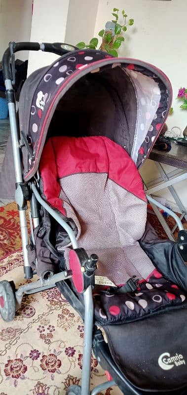 kids pram in very good condition 2